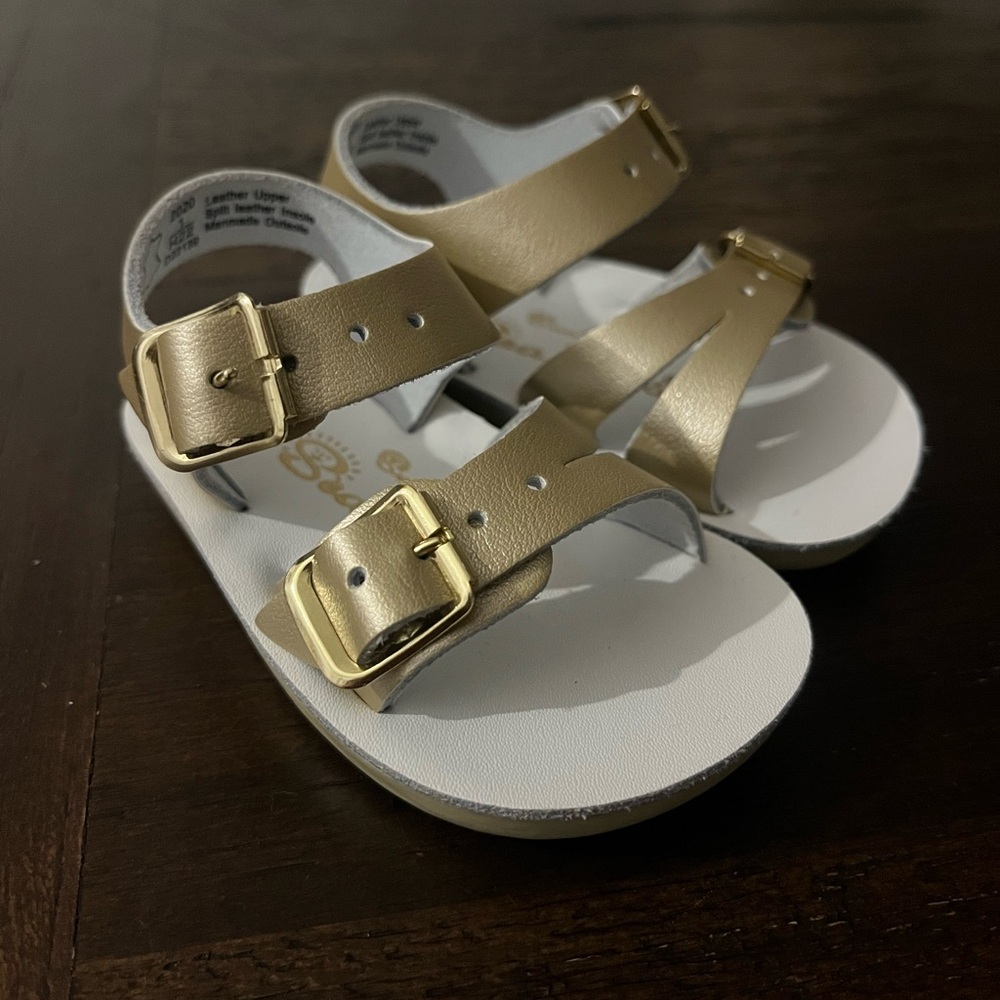 Sun San sea wee size 1 infant gold EUC